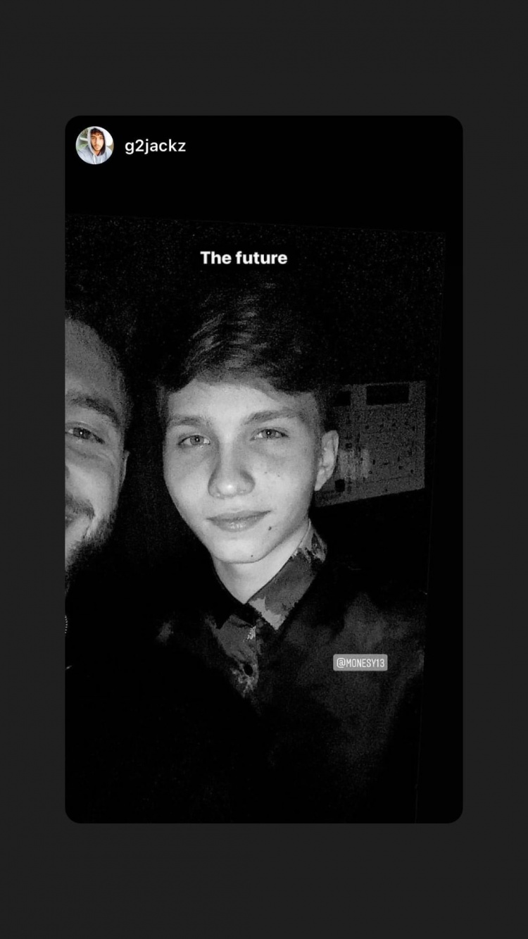 以其全能的 以其全能的